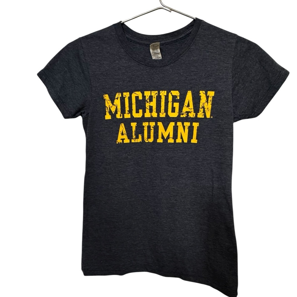 Michigan Alumni Navy Blue & Yellow College Football Women’s M T-Shirt MINTY